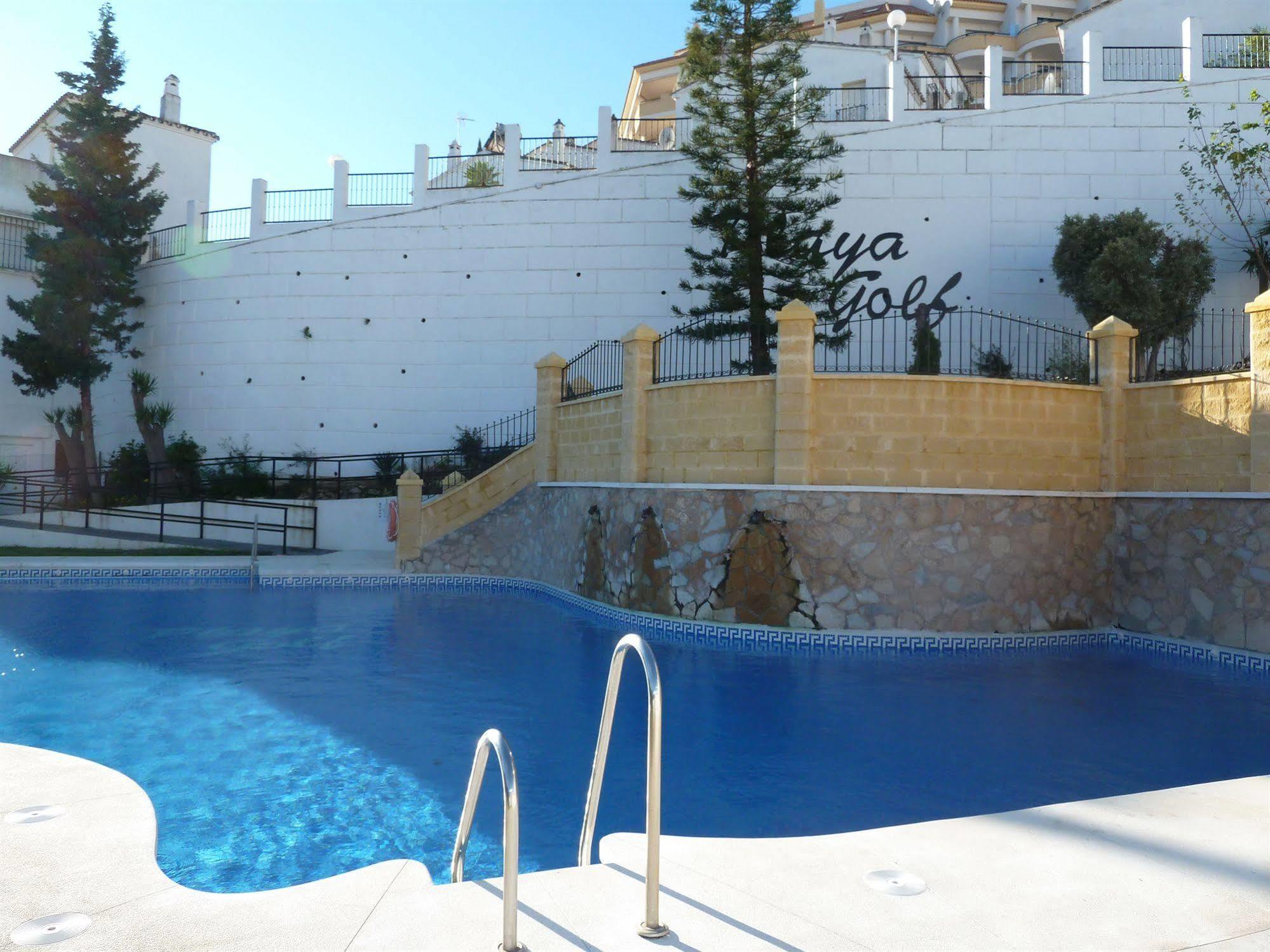 Playa Golf Aparthotel Benalmádena Exteriör bild